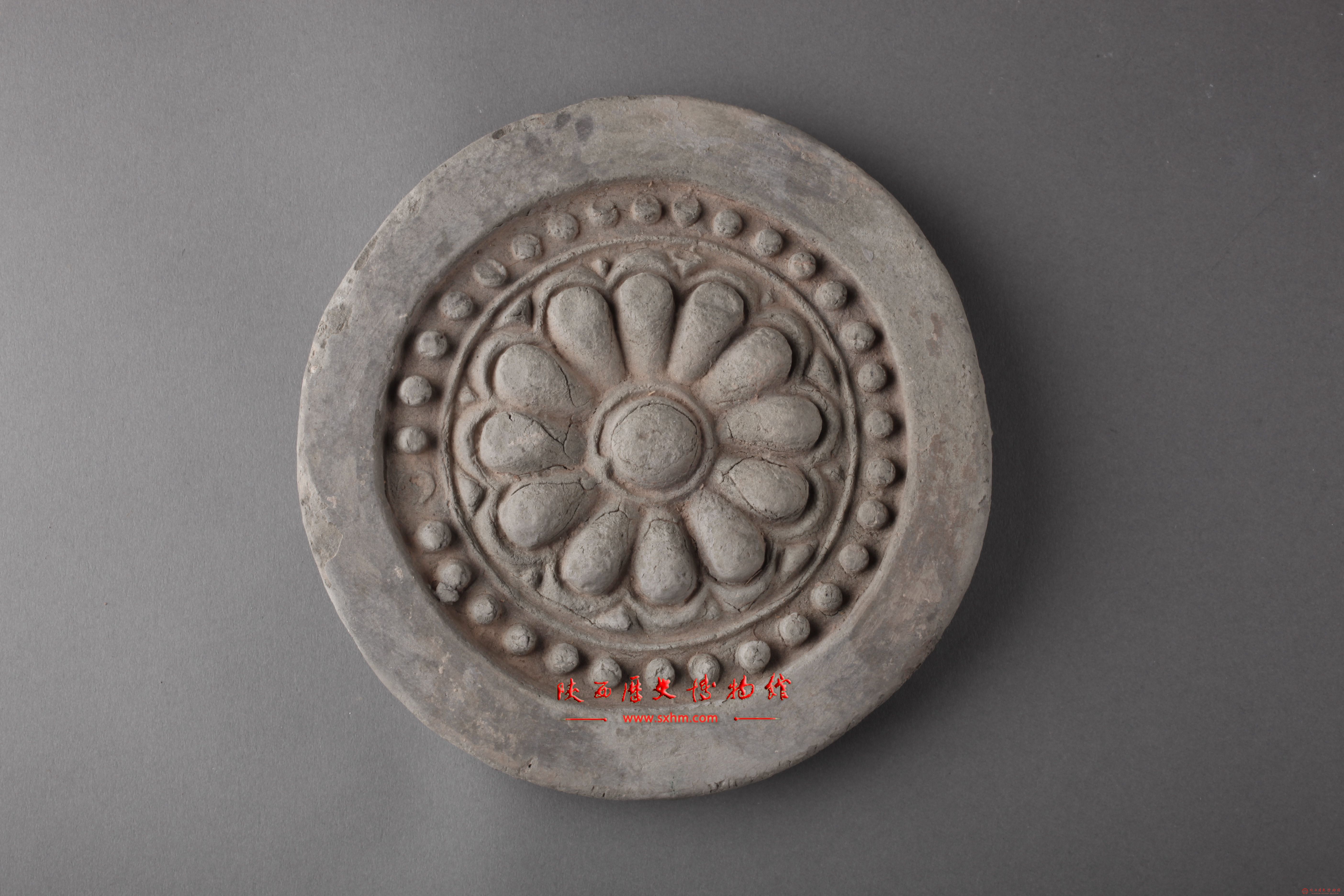 DT602 中国 内 蓮花紋 高碗 古染付 中国（古染付）｜所蔵品｜石洞美術館